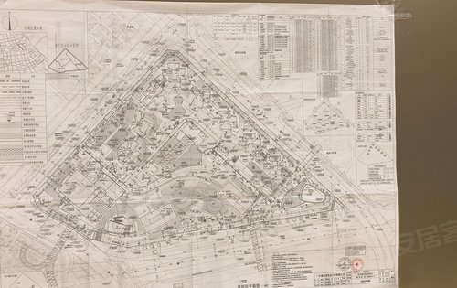 预售证,规划许可证,施工许可证,开发资质,营业执照,欢迎点击头咨询来现场咨询 /posts/project/wen-ti/fang-cang/by-details/xu-jia-xuan-chuan/index.assets/500x315c-1727109309161-5.jpg